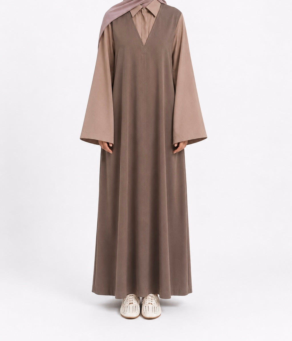 Taupe/ dark beige
